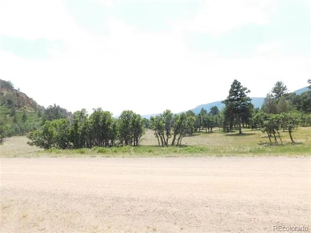 5980 Country Club Drive Larkspur, CO 80118