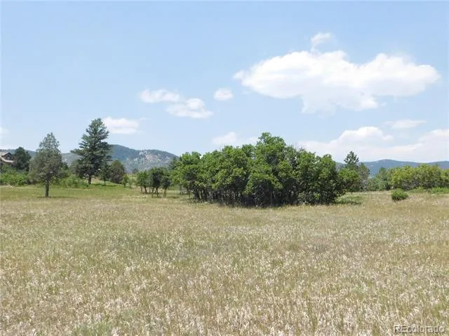 5980 Country Club Drive Larkspur, CO 80118