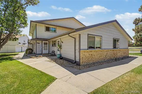 1182 S Eagle Circle #B