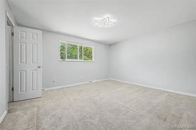 1182 S Eagle Circle #B Aurora, CO 80012