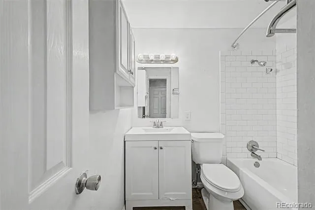 1182 S Eagle Circle #B Aurora, CO 80012