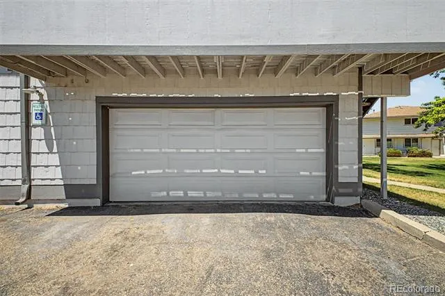 1182 S Eagle Circle #B Aurora, CO 80012