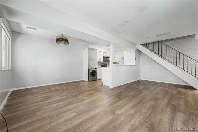 1182 S Eagle Circle #B Aurora, CO 80012