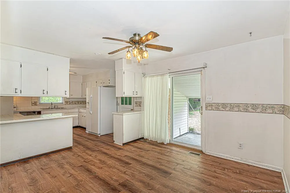 1501 Skycrest Drive Fayetteville, NC 28304
