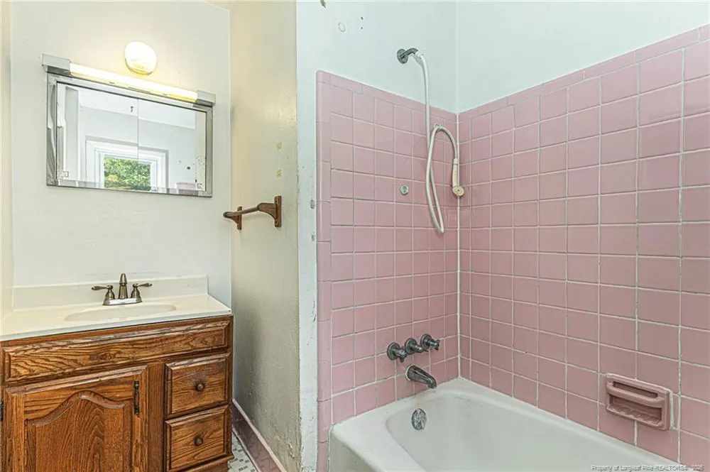 1501 Skycrest Drive Fayetteville, NC 28304