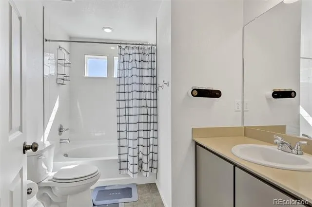 16471 E 111th Drive Commerce City, CO 80022