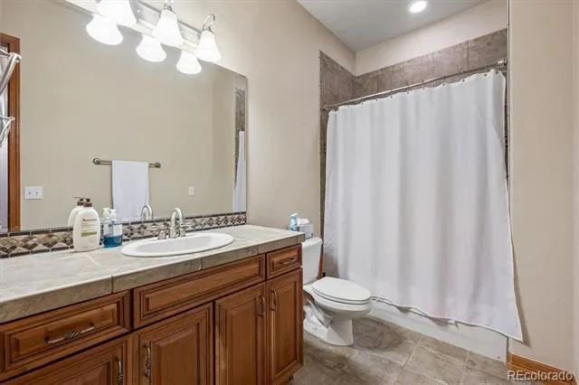 11933 Mobile Street #A Commerce City, CO 80022