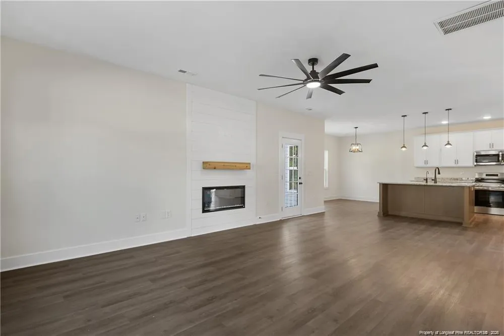 644 W Summerchase Drive Fayetteville, NC 28311