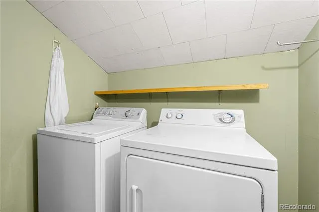 27 Dunsmere Avenue Pueblo, CO 81004