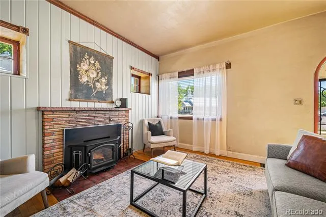 27 Dunsmere Avenue Pueblo, CO 81004