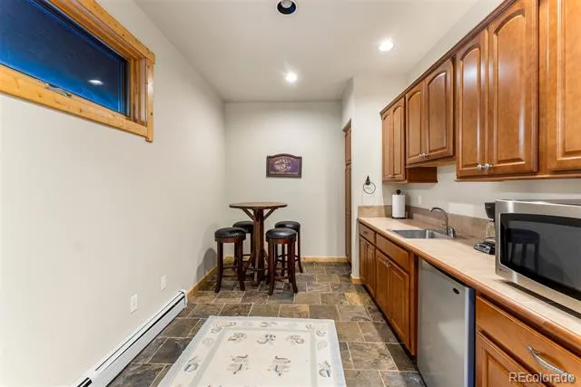 9188 County Road 240 Salida, CO 81201