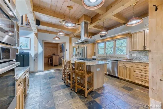 1057 Reed Ranch Road Boulder, CO 80302