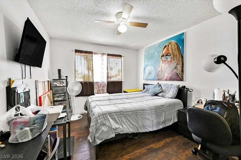 4301 El Esteban Way Las Vegas, NV 89121