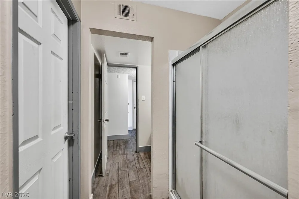 4301 El Esteban Way Las Vegas, NV 89121