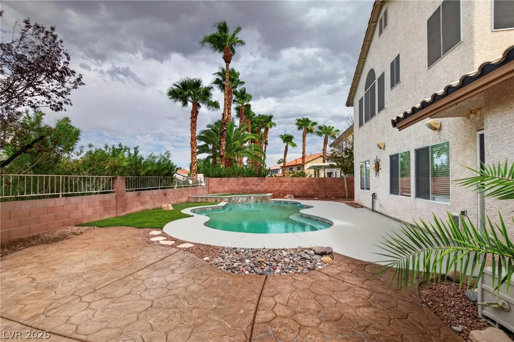 2572 Corner Stone Circle Henderson, NV 89052