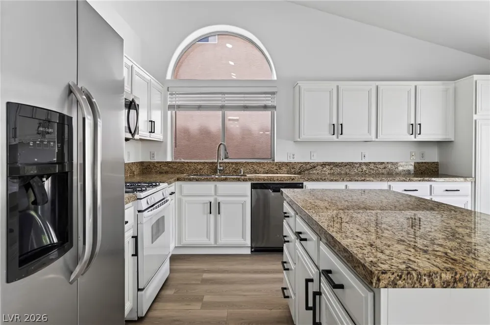 2572 Corner Stone Circle Henderson, NV 89052