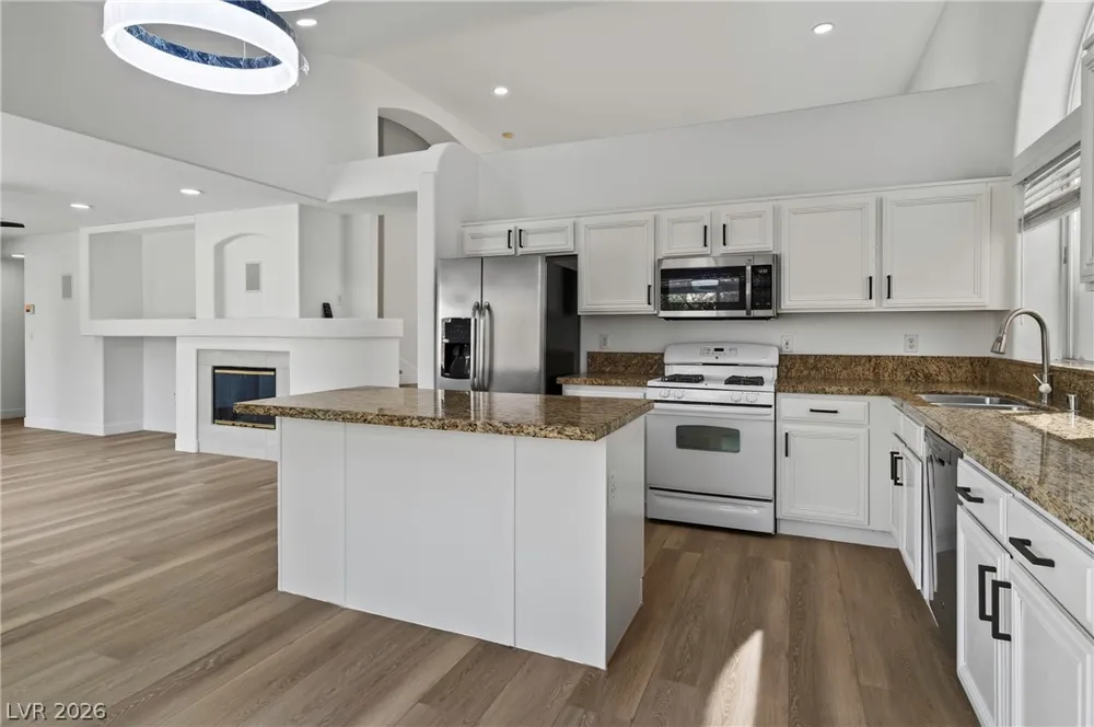 2572 Corner Stone Circle Henderson, NV 89052