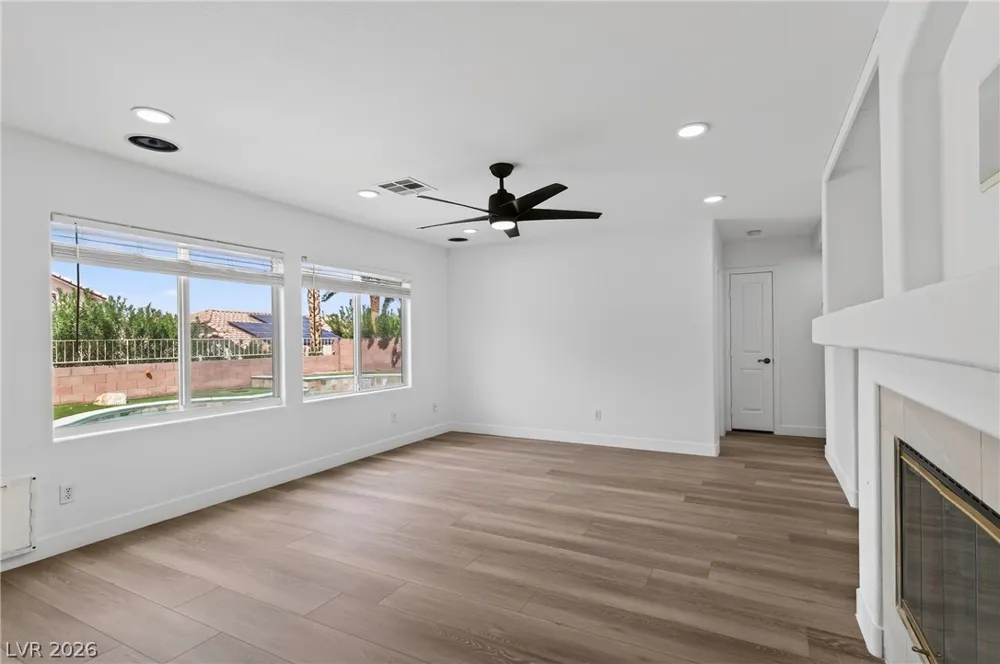 2572 Corner Stone Circle Henderson, NV 89052
