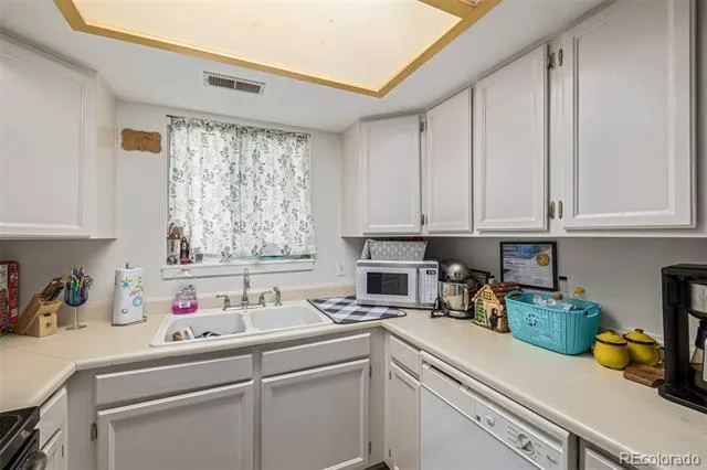 2241 Coronado Parkway #B Denver, CO 80229