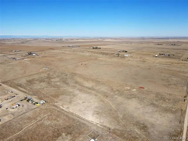 1484 S County Road 129 Bennett, CO 80102