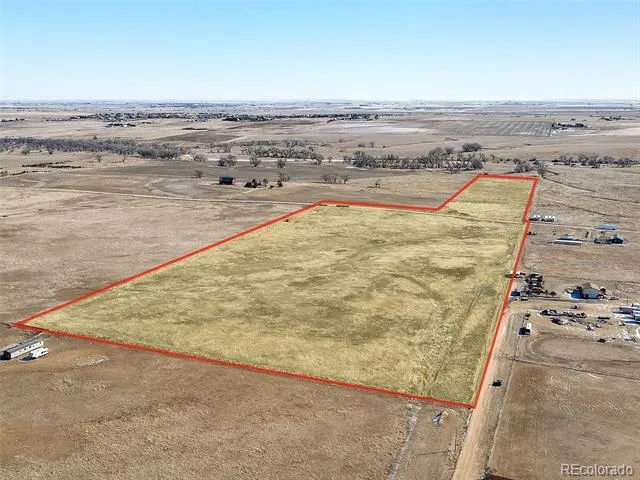 1484 S County Road 129 Bennett, CO 80102