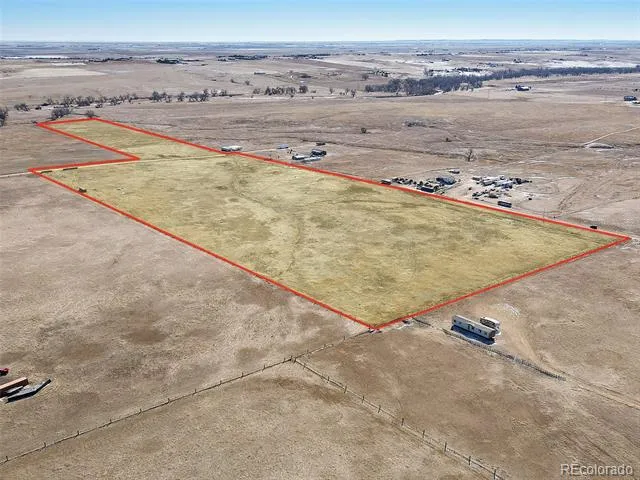 1484 S County Road 129 Bennett, CO 80102