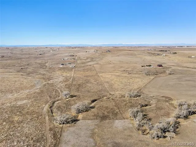 1484 S County Road 129 Bennett, CO 80102