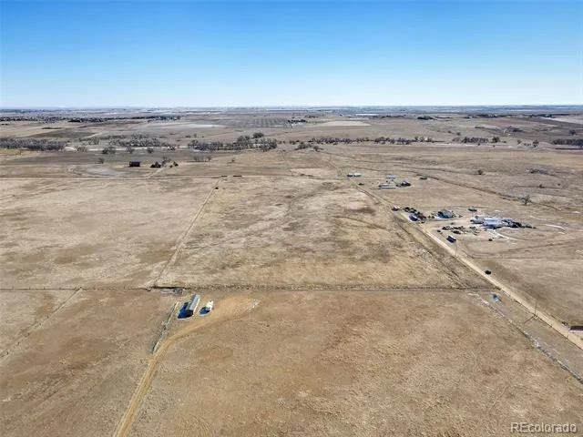 1484 S County Road 129 Bennett, CO 80102
