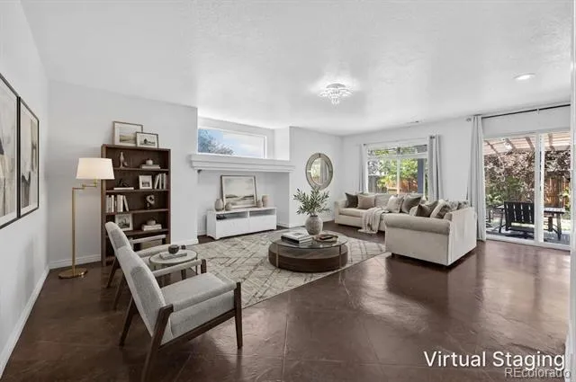 20604 E 38th Place Denver, CO 80249