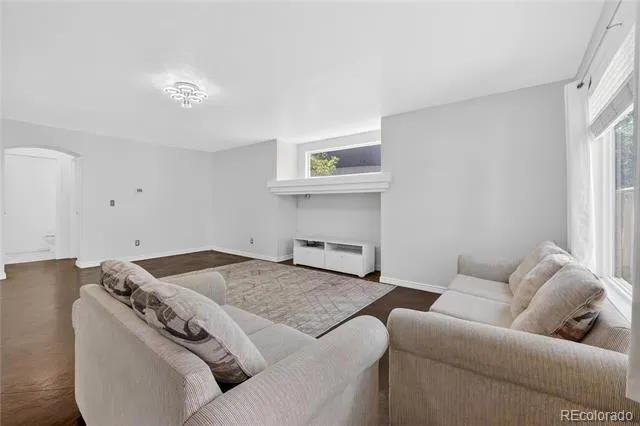 20604 E 38th Place Denver, CO 80249