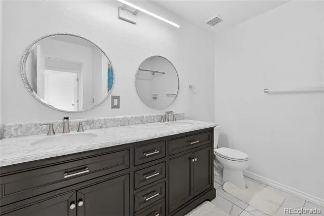 20604 E 38th Place Denver, CO 80249
