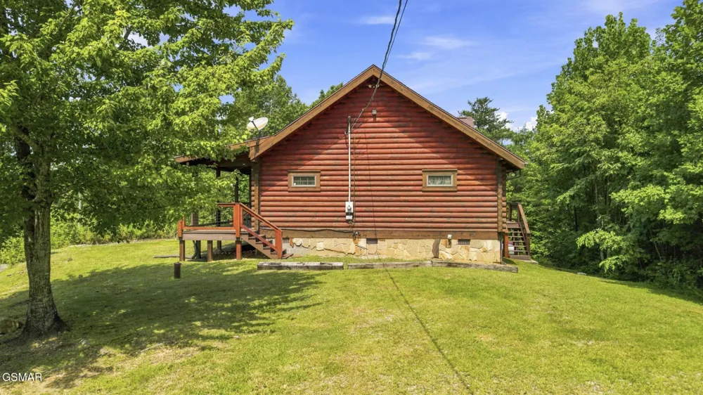 2469 Misty Shadows Drive Sevierville, TN 37862