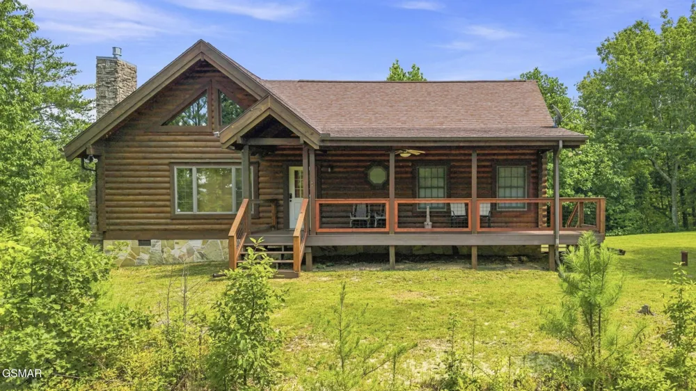 2469 Misty Shadows Drive Sevierville, TN 37862