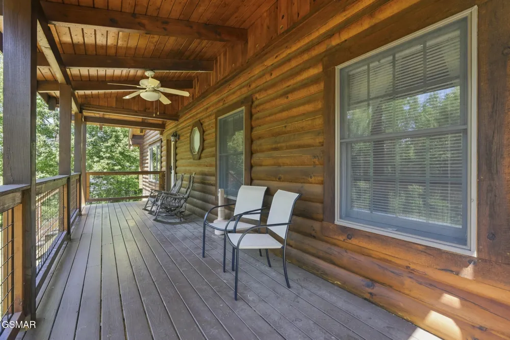 2469 Misty Shadows Drive Sevierville, TN 37862