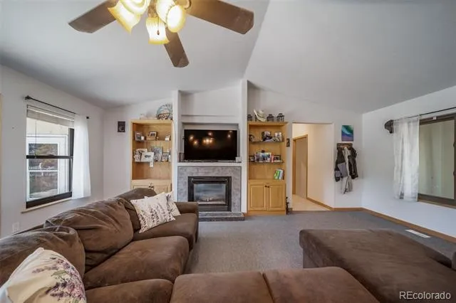 305 Kimble Avenue Swink, CO 81077