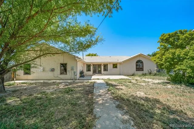 305 Kimble Avenue Swink, CO 81077