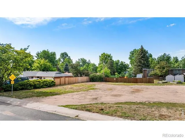 1920 Grape Avenue Boulder, CO 80304