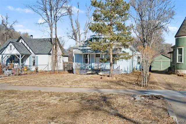 808 E Monument Street Colorado Springs, CO 80903