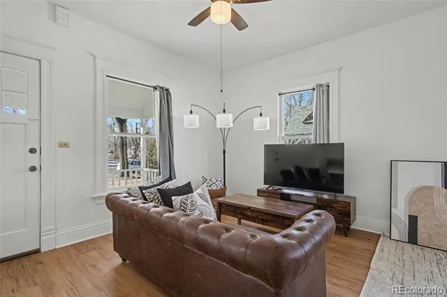 808 E Monument Street Colorado Springs, CO 80903