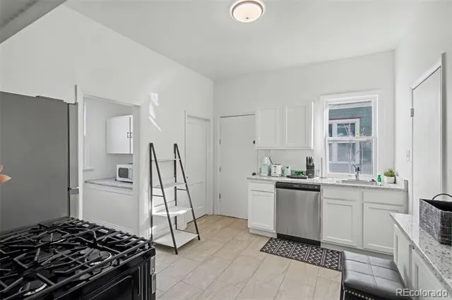 808 E Monument Street Colorado Springs, CO 80903