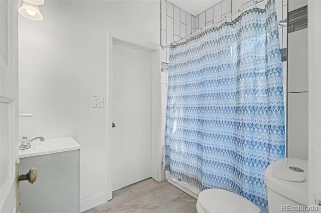 808 E Monument Street Colorado Springs, CO 80903