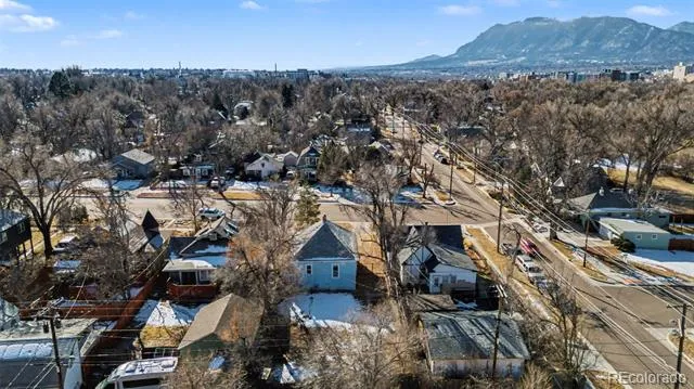 808 E Monument Street Colorado Springs, CO 80903