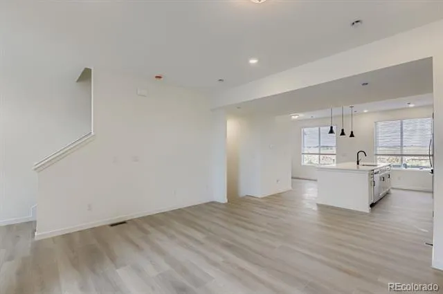 1612 Park Place Broomfield, CO 80023