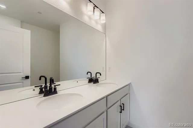 1612 Park Place Broomfield, CO 80023
