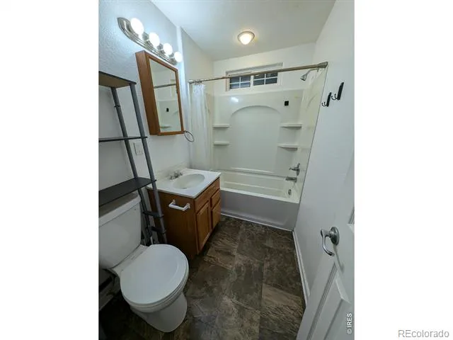 103 S 8th Avenue Sterling, CO 80751