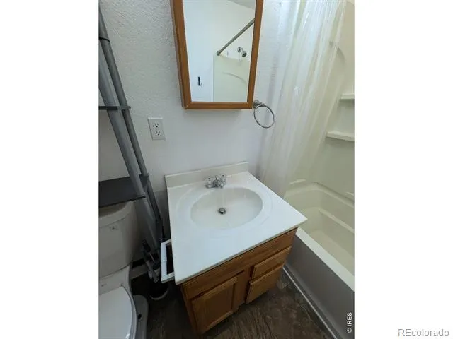 103 S 8th Avenue Sterling, CO 80751