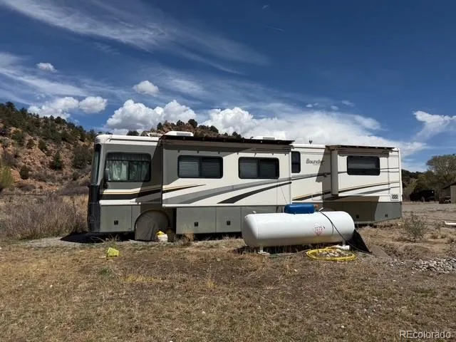 19851 US Highway 50 Cotopaxi, CO 81223