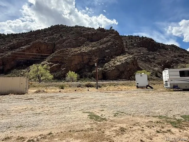 19851 US Highway 50 Cotopaxi, CO 81223