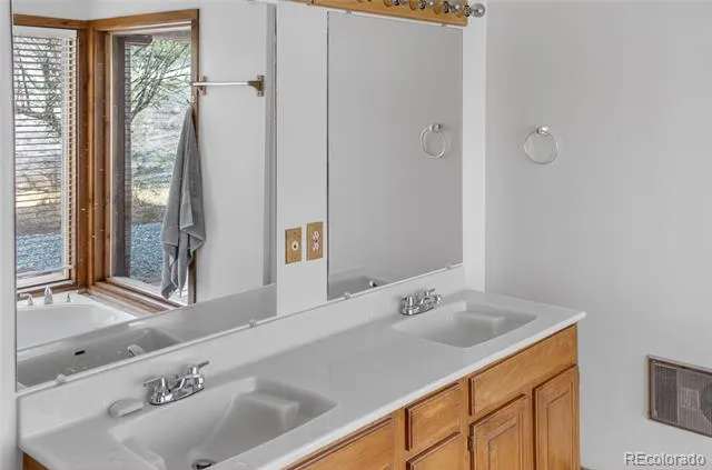 34425 County Rd 14.5 Blanca, CO 81123