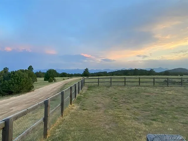 595 Dead Mule Lane Westcliffe, CO 81252